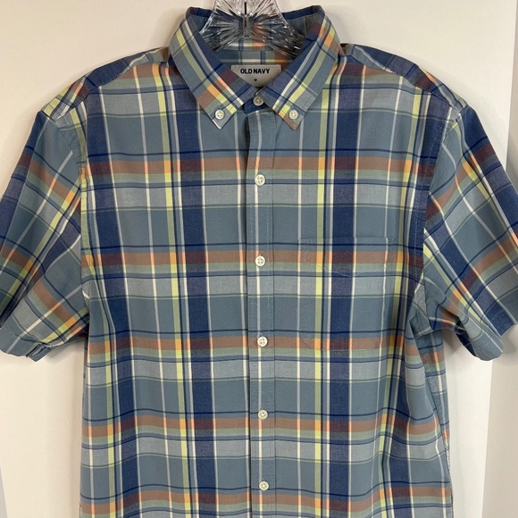 Old Navy Men's Size Medium Button Down Short Sleeve Shirt - Picture 1 of 5